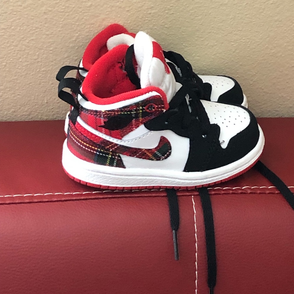 Size 5 toddler Nike